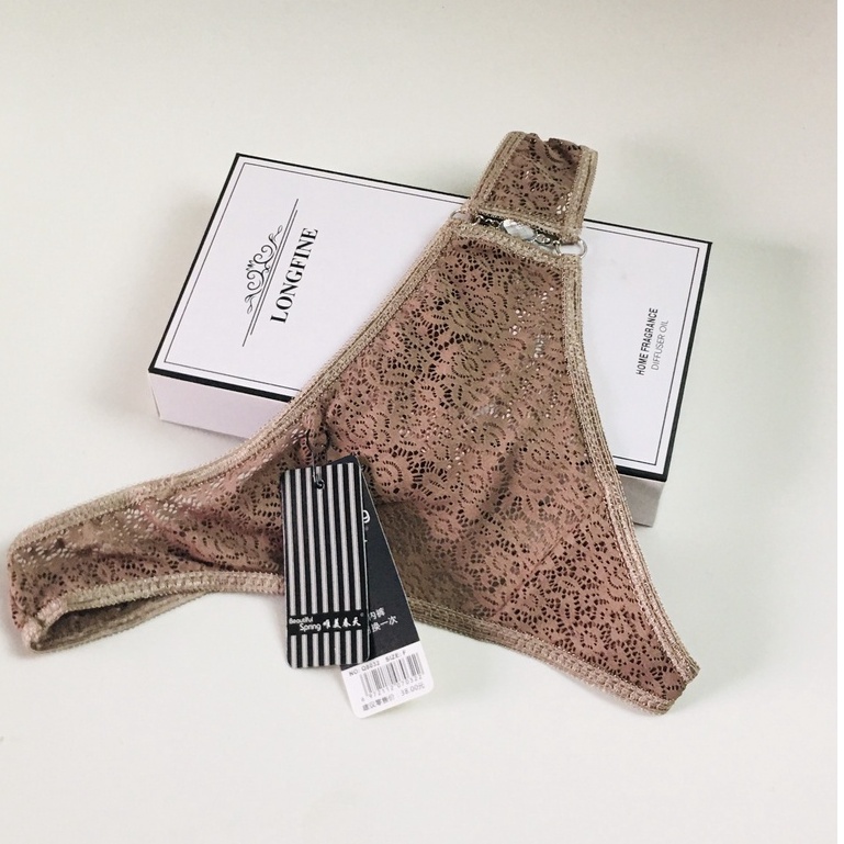 Quần lọt khe ren phối đá sexy, dây mông táo bạo Cao cấp | BigBuy360 - bigbuy360.vn