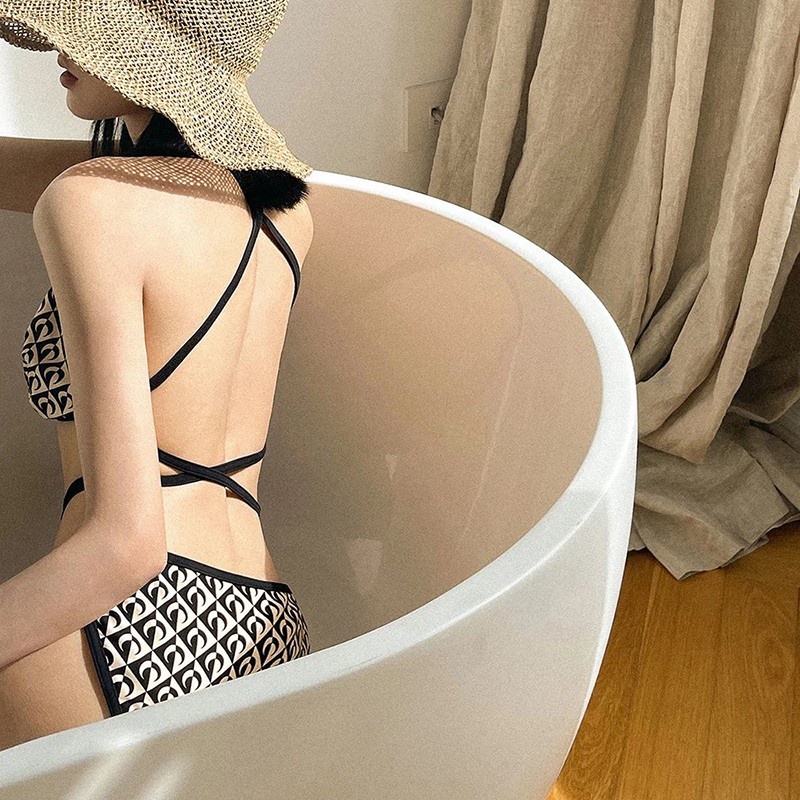 Bộ Bikini 2022 Phong Cách Mới Quyến Rũ Cho Nữ