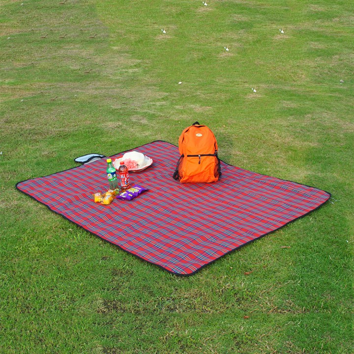 Thảm trải du lịch, đi phượt picnic dã ngoại ngoài trời chống thấm nước gấp gọn Kích Thước 180*150 cm