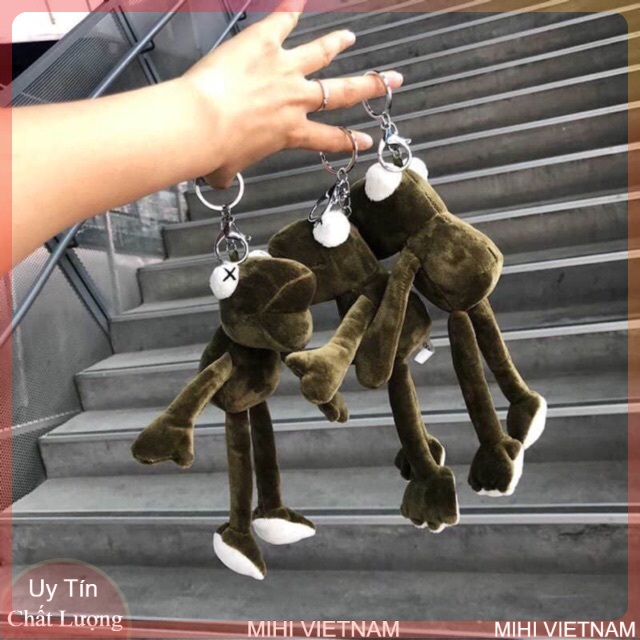Móc khoá ếch chân dài nhồi bông treo cặp balo túi xách