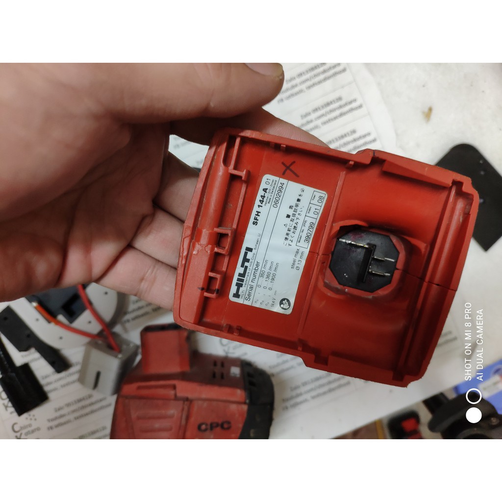 Đế chuyển pin máy khoan, vit Hilti 14.4V sang dùng hộp pin cài Makita