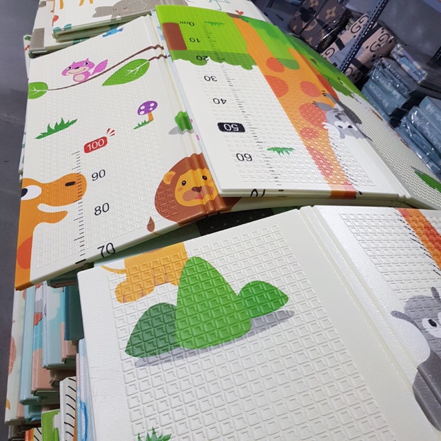 Thảm xốp gấp gọn