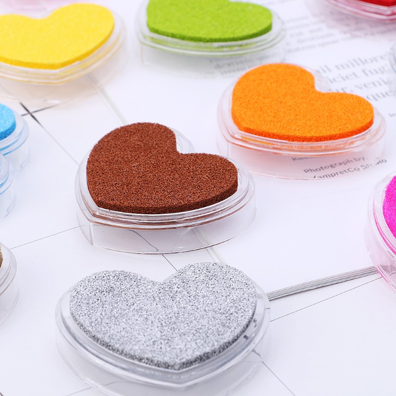 ❤❤Heart Shaped Colorful Oil Ink Pad Rubber Stamp Partner Craft Rainbow