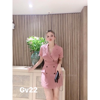 Jump vest Hồng , phía sau là quần