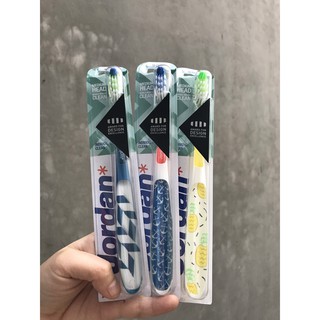 Bàn Chải Đánh Răng Jordan Individual Clean