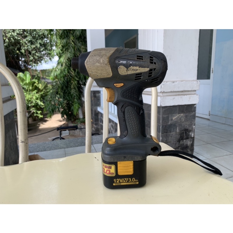 Bắn vít nati  EZ7206 12v.