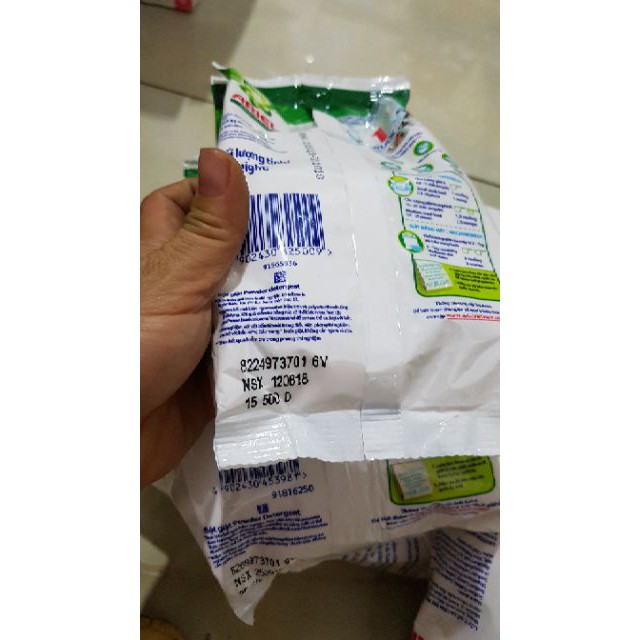 BỘT GIẶT ARIEL 360G