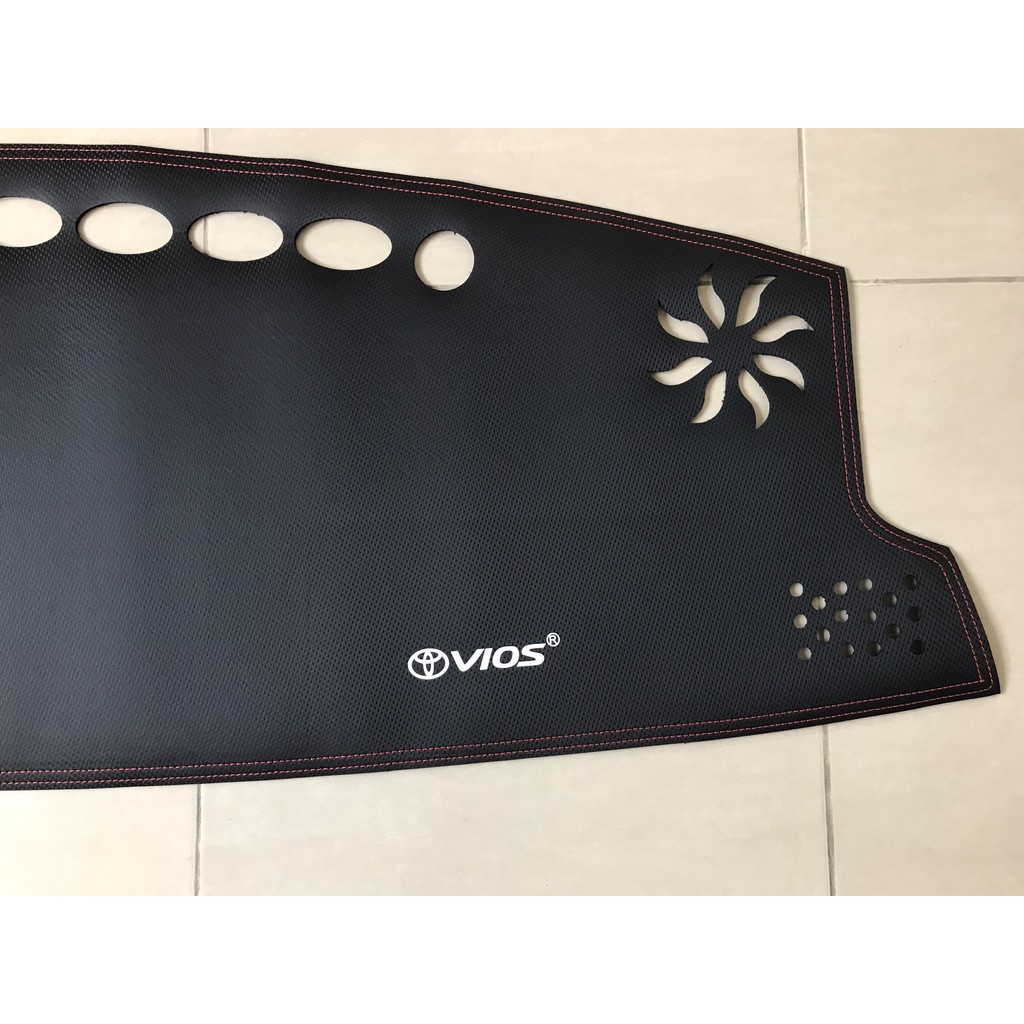 Toyota, thảm taplo da vân carbon chống nóng đủ dòng xe toyota, taplo da cac bon | BigBuy360 - bigbuy360.vn