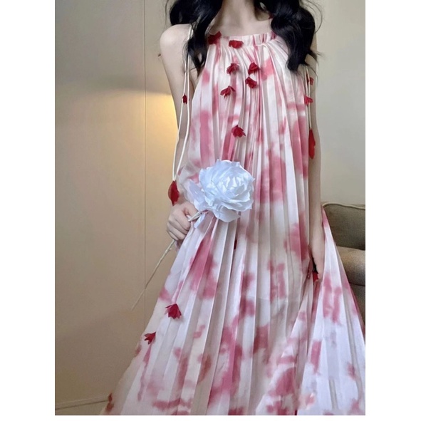 đầm maxi cổ yếm xếp ly xoè