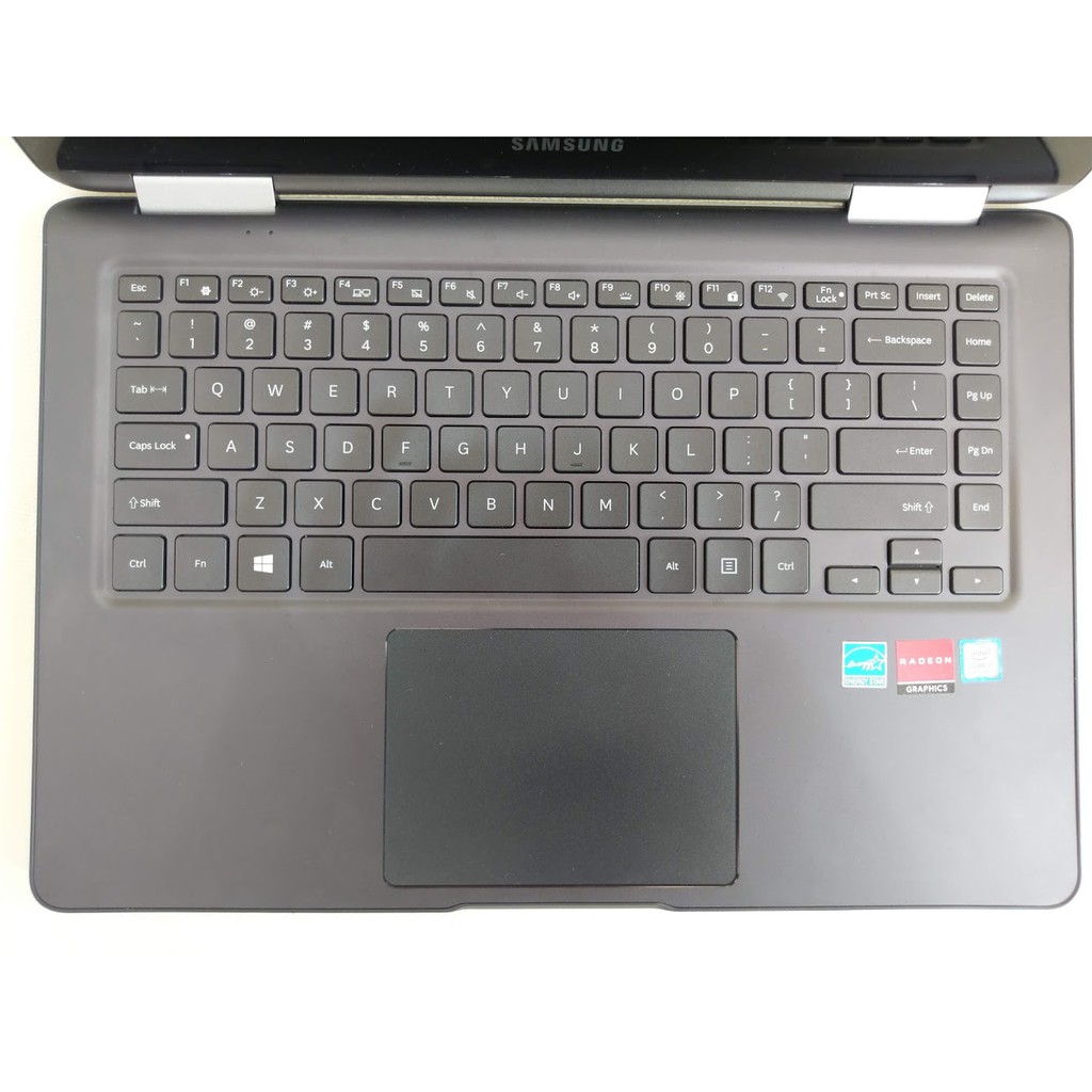 Laptop Samsung 940X5N i7-8550u/ ram 16gb/ ssd 256gb/Radeno 500/ 15.6 FHD touch ,nguyên bản , hình thức như mới , giá tốt | BigBuy360 - bigbuy360.vn
