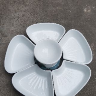 Bộ đĩa bày thức ăn hình hoa