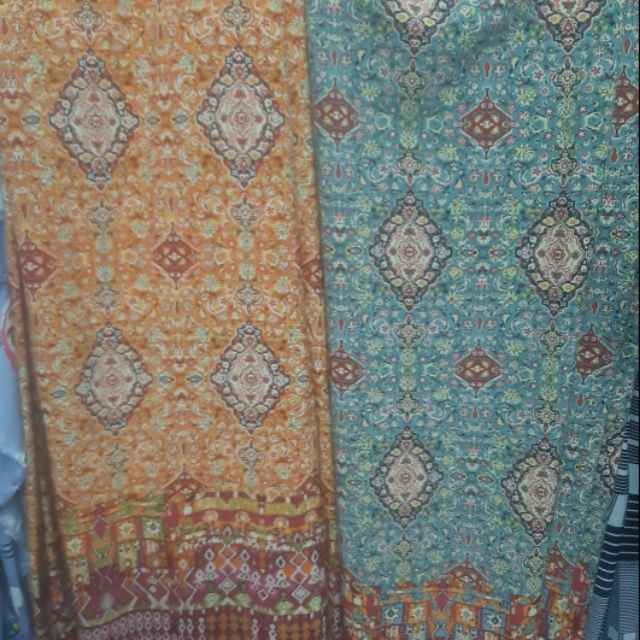 Lụa tằm mềm mát giãn