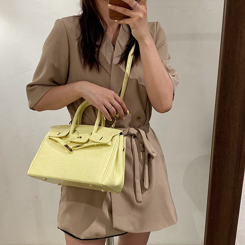 Túi Xách Tay Cỡ Lớn Thời Trang Dành Cho Nữ