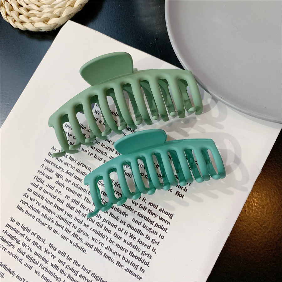 Kẹp tóc dạng móng vuốt màu trơn cỡ lớn bằng acrylic mặt nhám thanh lịch kiểu Hàn dành cho bạn nữ