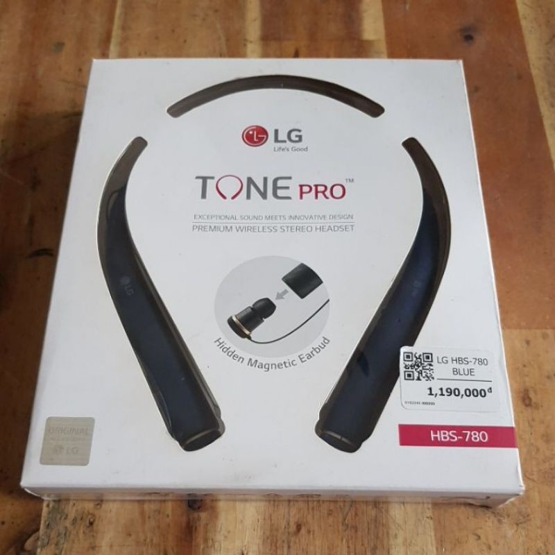 Tai phone bluetooth LG HBS-780.Hàng chính hãng ,còn mới 95% .( Tặng thêm nút nghe tai ).