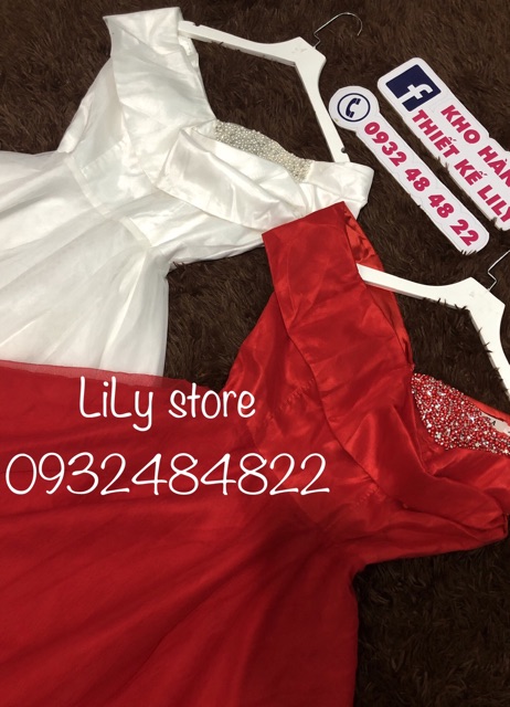 Ảnh và video shop tự quay 1000000%    Đầm xoè trễ vai đính đá