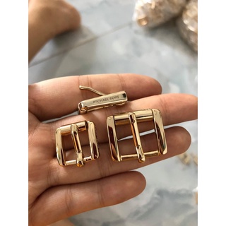 Khóa kim dập chữ
