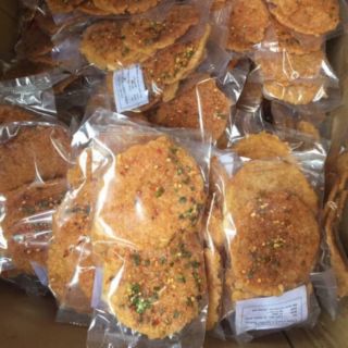 Cơm cháy chiên mắm tỏi, hành, ớt thơm ngon nứt mũi