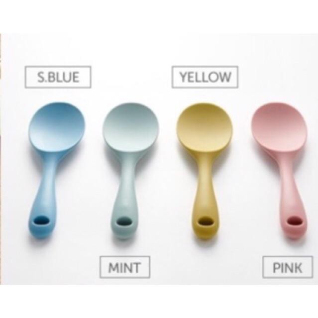Muôi múc cơm  Lock&Lock bằng Silicone CKT207