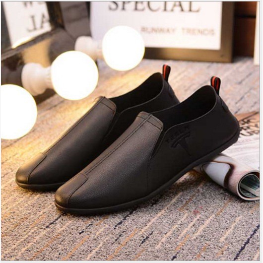 Giày nam slip on chỉ giữa mũi tháp da SM052