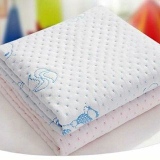Tấm lót chống thấm 4 mùa
