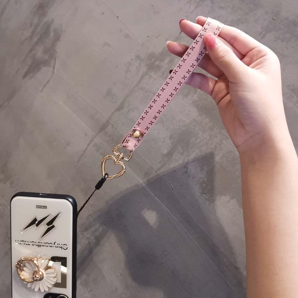 Dây Đeo Thẻ ID / Điện Thoại Dáng Ngắn Họa Tiết Trái Tim Xinh Xắn