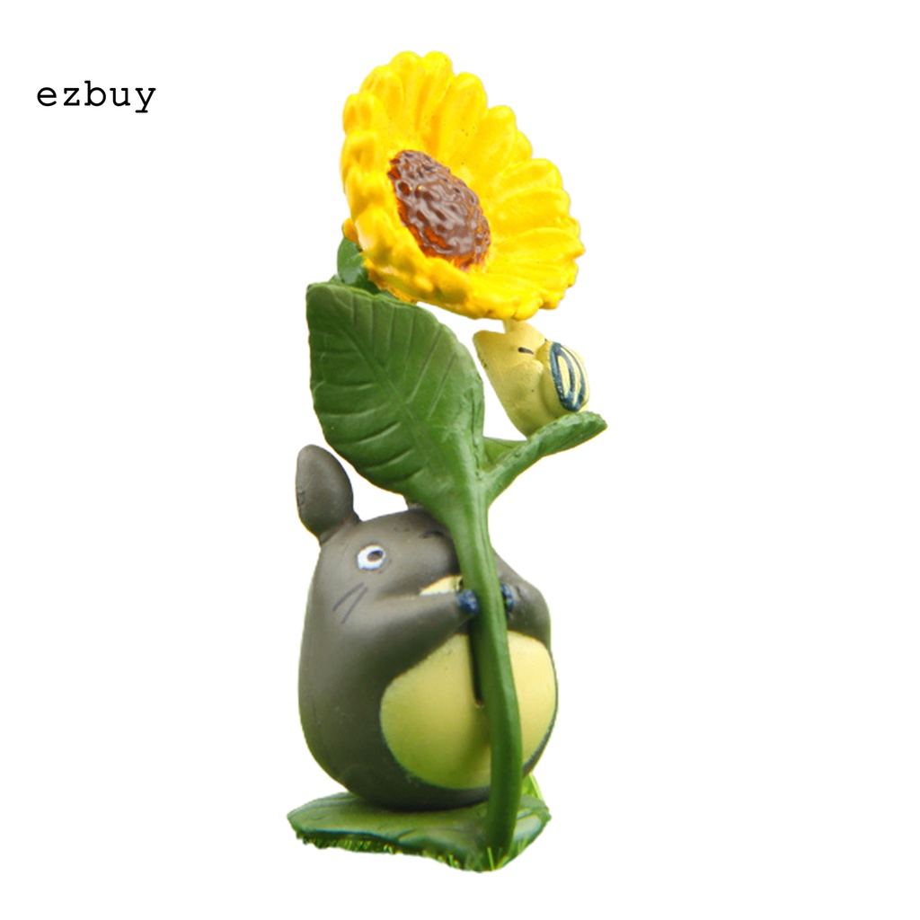 Mô hình nhân vật Totoro cầm hoa hướng dương trong anime Ghibli mini sáng tạo trang trí nội thất