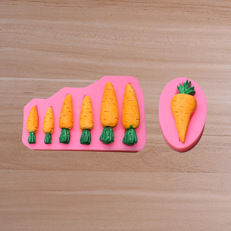 Khuôn Làm Bánh/Sô Cô La Hình Củ Cà Rốt Dễ Thương