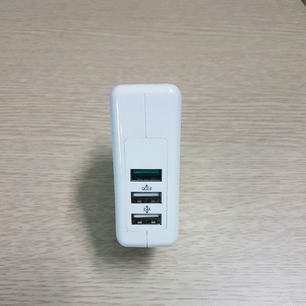 Combo cáp sạc microUSB và cốc 3 cổng Unitek Y-P537A công suất 24W - 1 cổng QC 2.0 (Trắng)