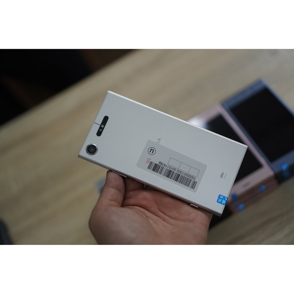 Điện thoại Sony Xperia XZ1 1 sim chip Snap 835 RAM 4GB 64GB xách tay