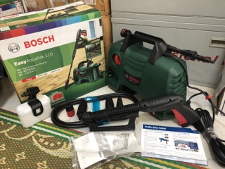 Máy rửa xe Bosch Easy 110-120