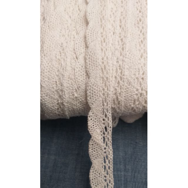 Ren chỉ màu trắng bản 1.8cm(dây 1m/5k)