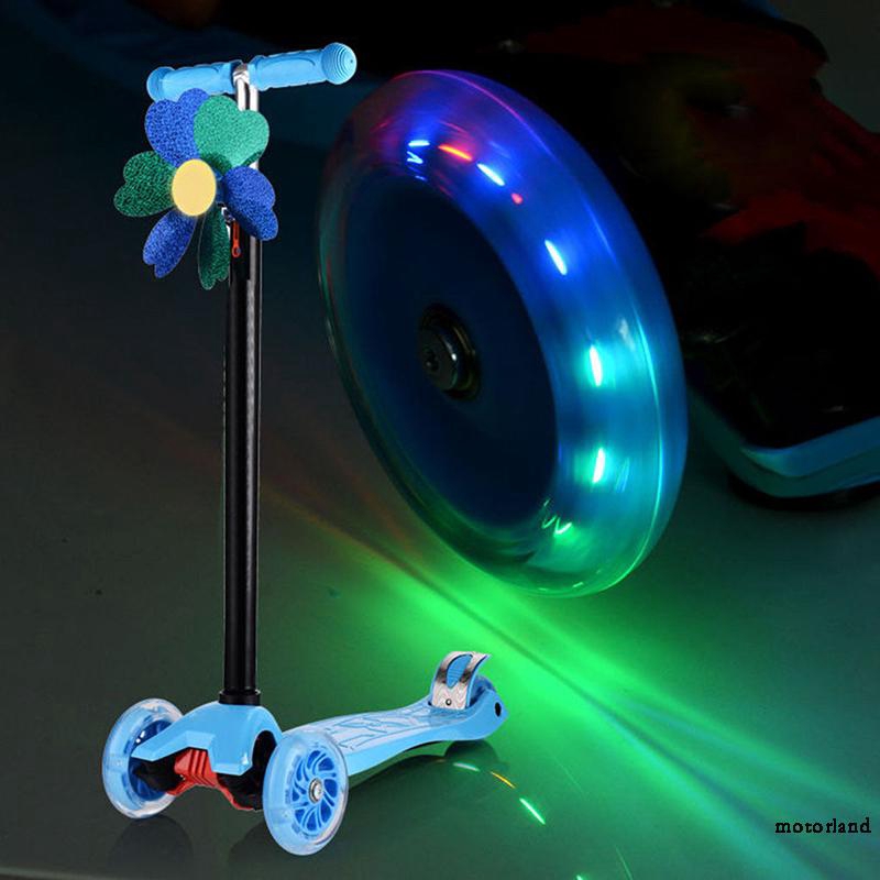 Bánh Xe Có Đèn Flash Cho Xe Scooter