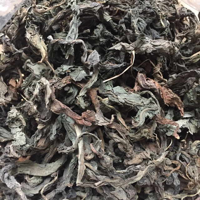 Lá bồ công anh