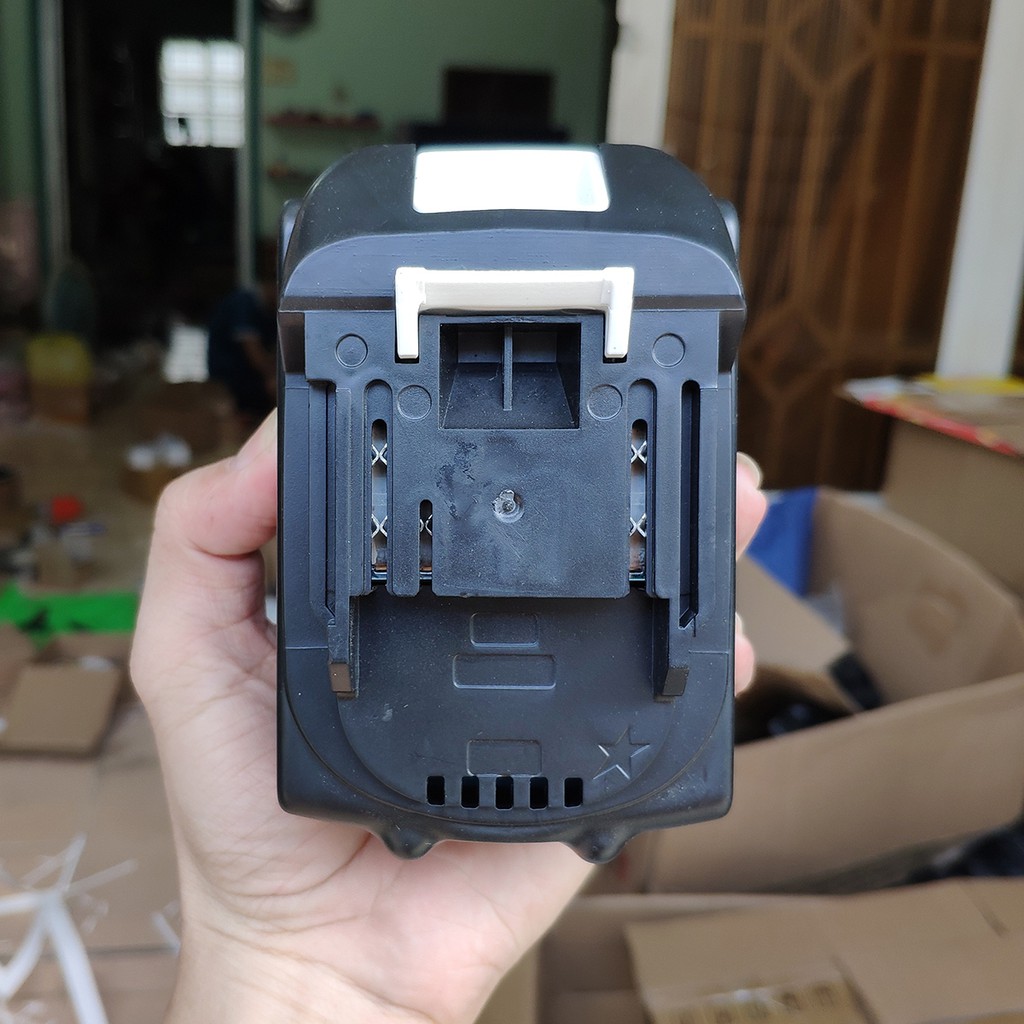 Pin Makita 18V 3AH mạch sạc adapter