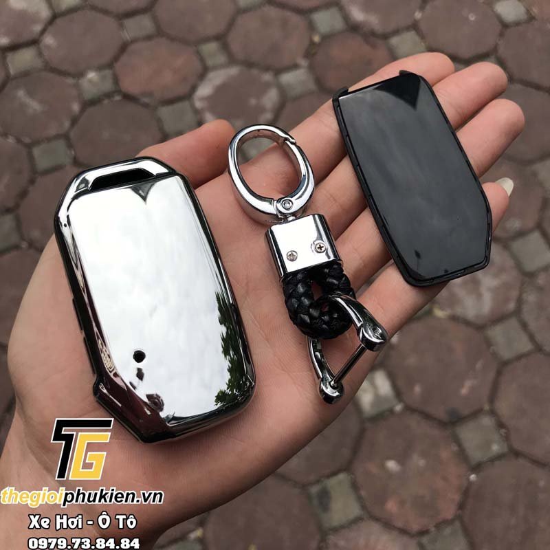 Ốp chìa khóa silicon màu tráng gương bảo vệ chìa khóa xe Hyundai Santafe 2021 (mẫu mới) kèm móc đeo INOX