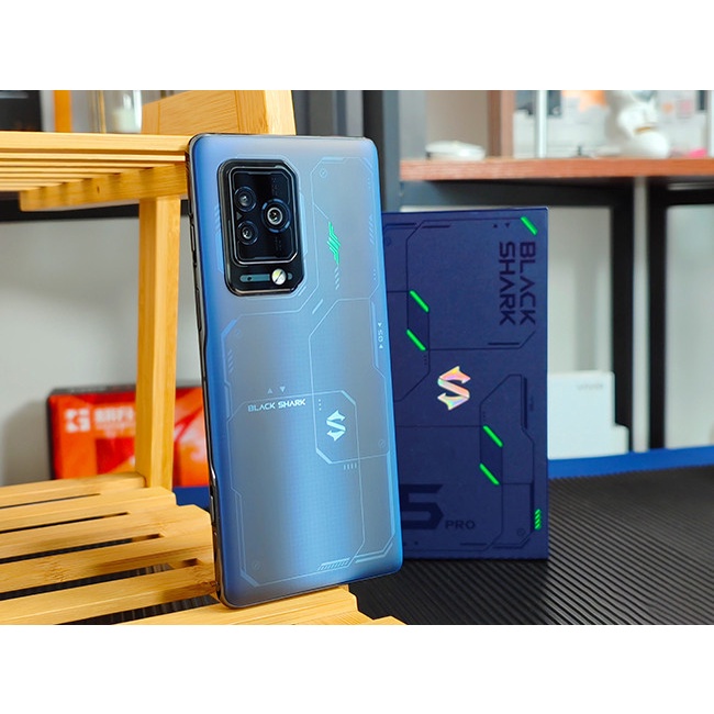 Điện thoại chơi game Xiaomi Black Shark 5/5 Pro chính hãng hỗ trợ sạc nhanh 120W