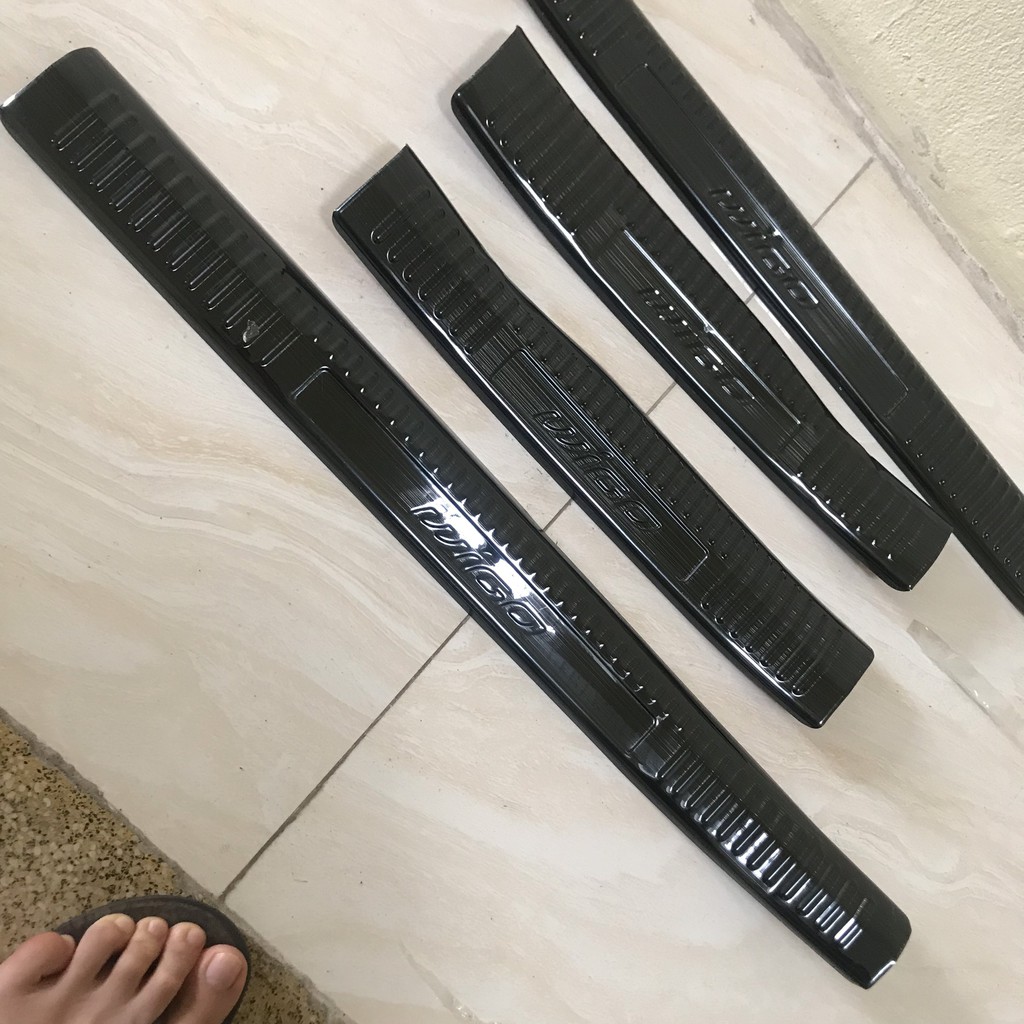 Bộ nẹp bước chân Trong Titan cho Xe Toyota Wigo đời 2018 đến 2021