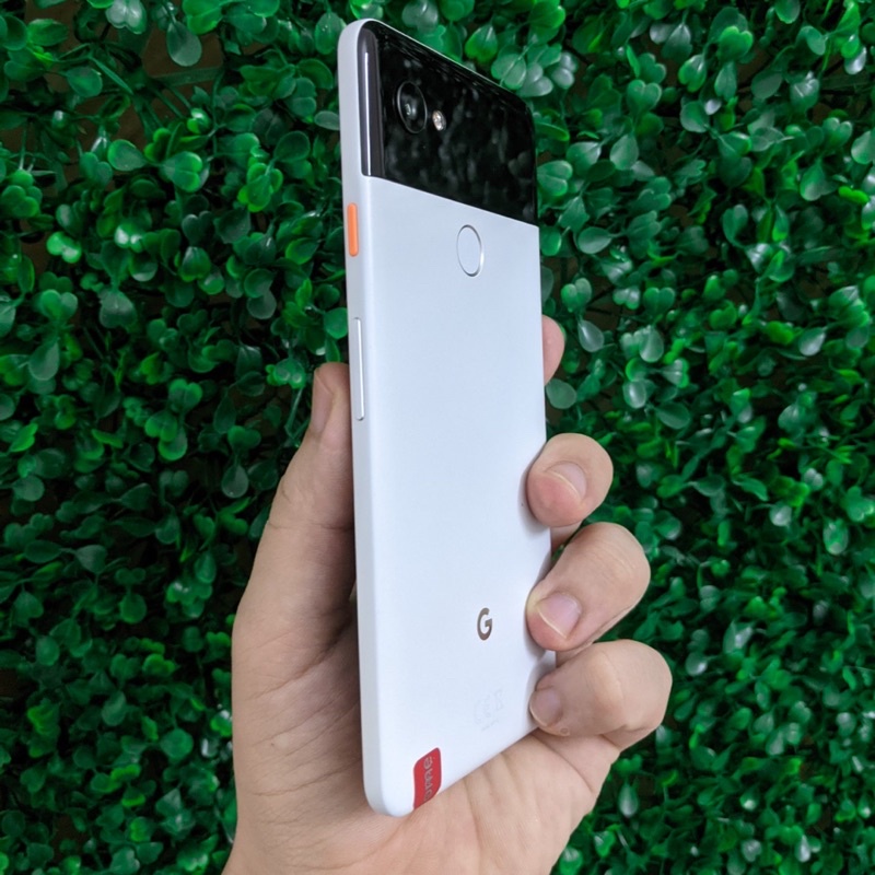 Điện Thoại GG Google Pixel 2 XL SnapDragon 835 4GB/64Gb Likenew Chơi Game Tốt Chính Hãng Cũ Giá Rẻ