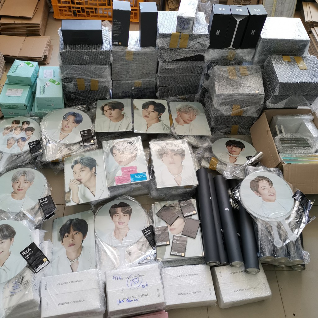 KHUNG ẢNH BANGTAN | PREMIUM PHOTO MAP OF THE SOUL TOUR BTS OFFICIAL CHÍNH HÃNG (K100) | BigBuy360 - bigbuy360.vn