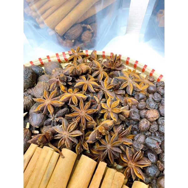 100g hoa hồi,quế,thảo quả ,đinh hương...các loại gia vị nấu ăn