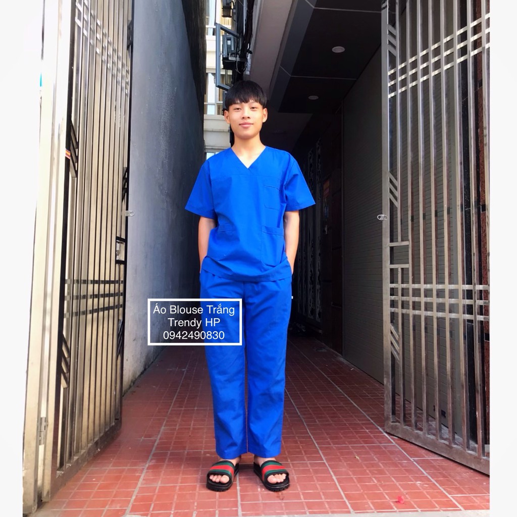Bộ scrubs nam cộc tay màu Xanh Cô Ban - áo cổ tim đồng phục bệnh viện, phòng khám, spa, thẩm mỹ viện