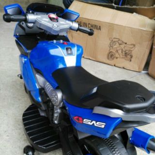 Xe máy đỏ a 140