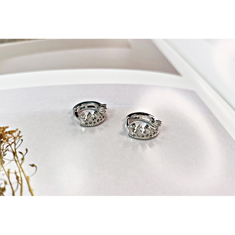 1 chiếc - Khuyên tai vương miệng