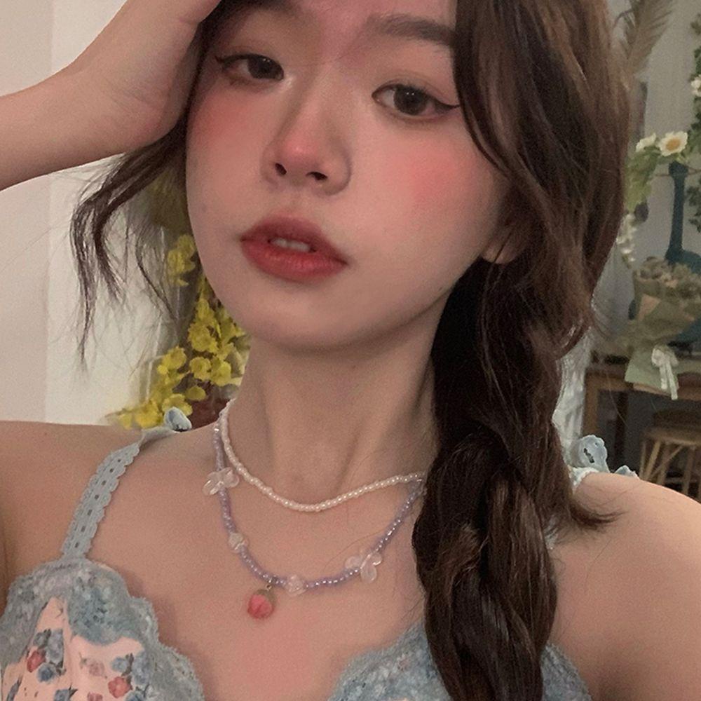 Vòng cổ Mặt Hình Trái Tim Và Bướm Bằng Nhựa Resin Đơn Giản Sáng Tạo Phong Cách Hàn Quốc Cho Nữ