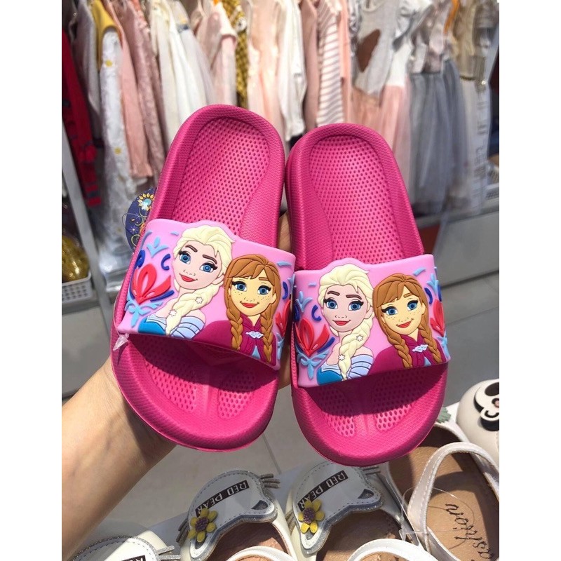 Dép lê nhựa hình công chúa Elsa và pony