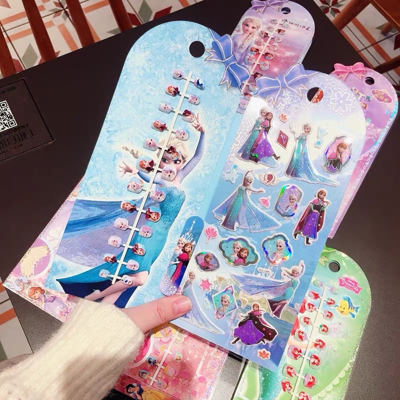 Bộ 24 móng tay giả  bé  gái kèm 1 bảng sticker in hình công chúa Elsa, Nàng Tiên cá, Bạch Tuyết,sopia