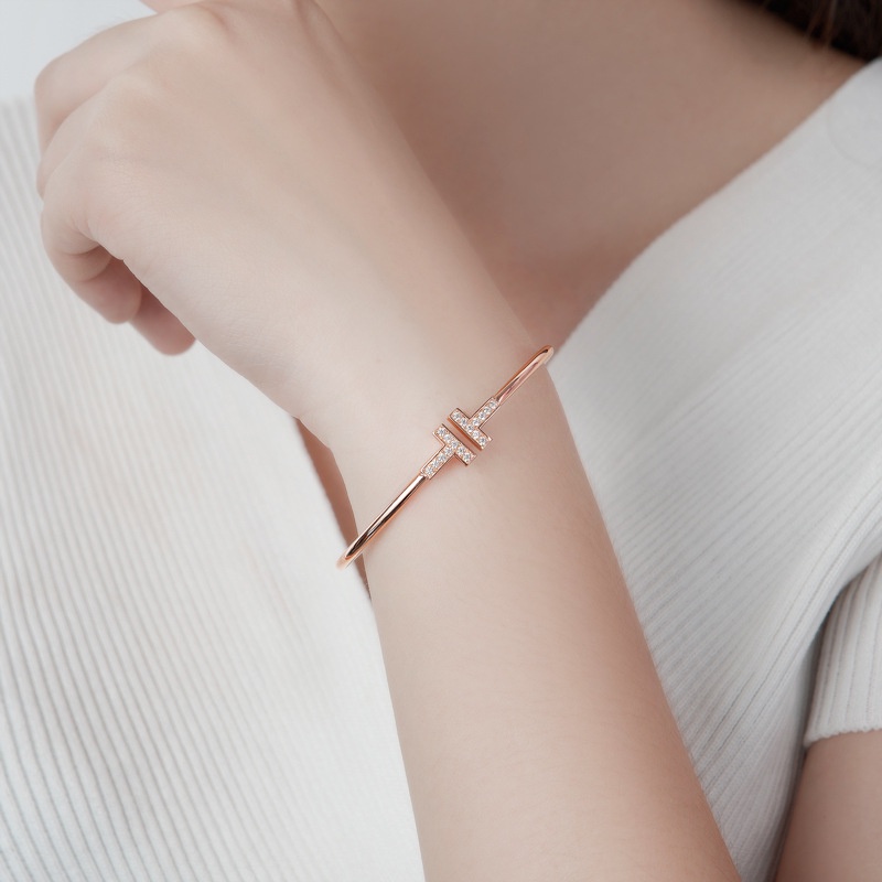 Vòng Tay Hở Đính Đá Thời Trang Hàn Quốc Có Thể Điều Chỉnh Cho Nữ