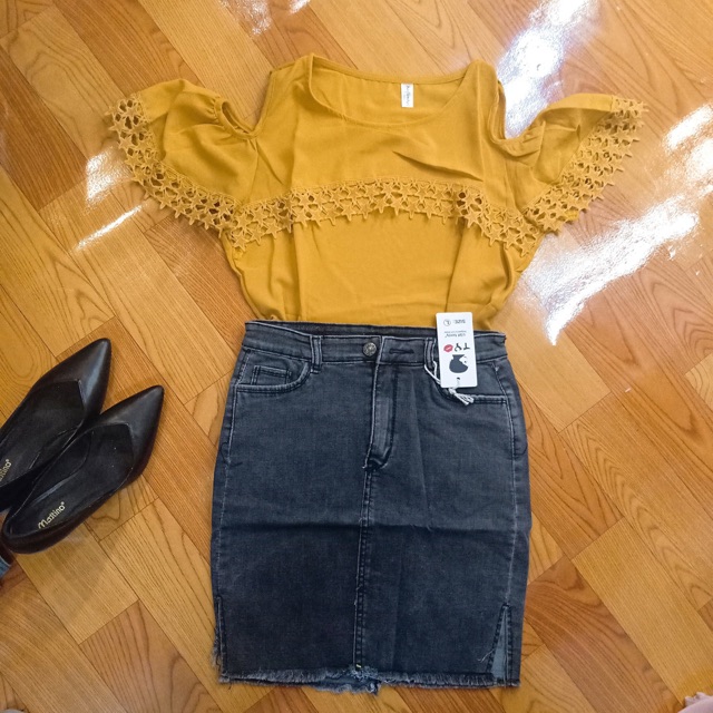 Chân jean QCCC và áo kiểu