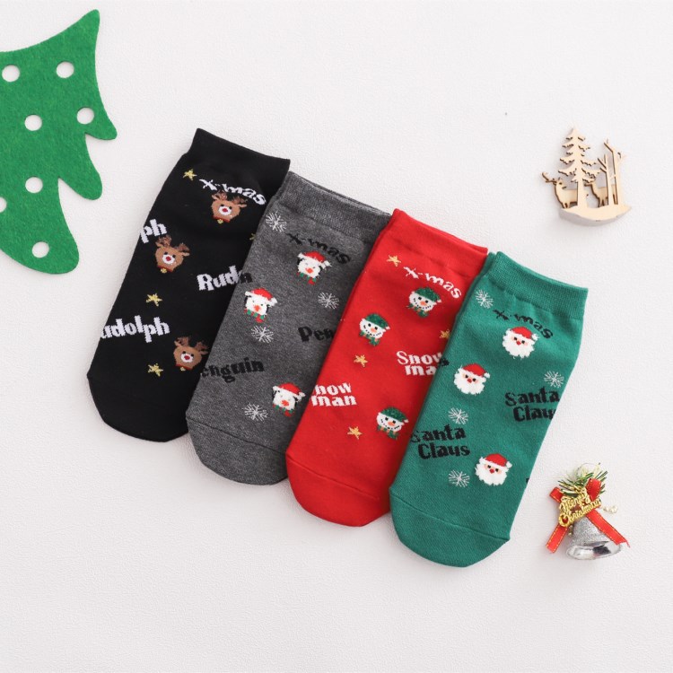 Set 4 vớ cổ thấp chất liệu cotton họa tiết giáng sinh dễ thương